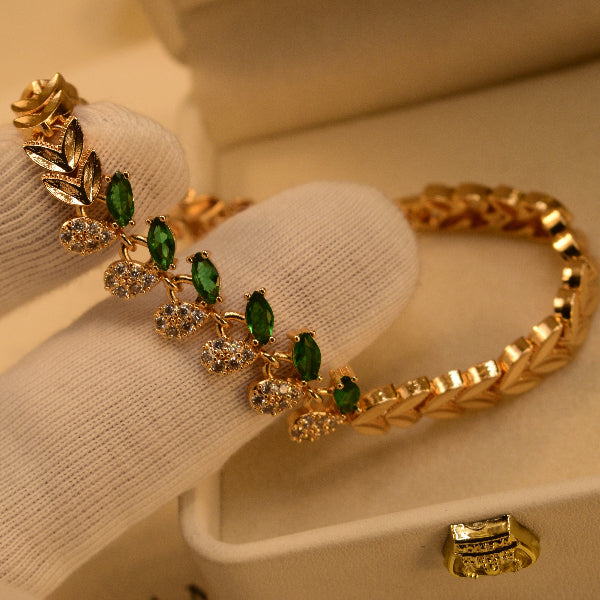 Gorgeous Unique Design Gold Plated Crystal Stones Bracelet for Girls/Women