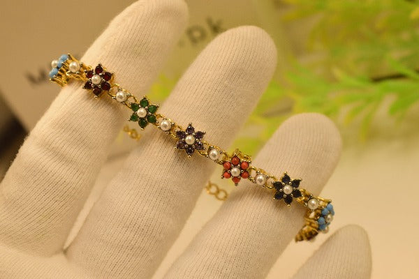 Stylish Design Real Stones Bracelet for Girls/Women