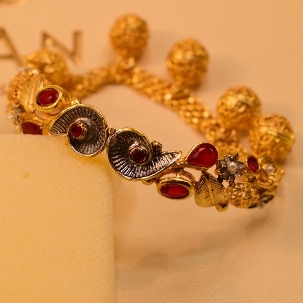 Stylish Design Real Stones Gold Plated Bracelet for Girls/Women