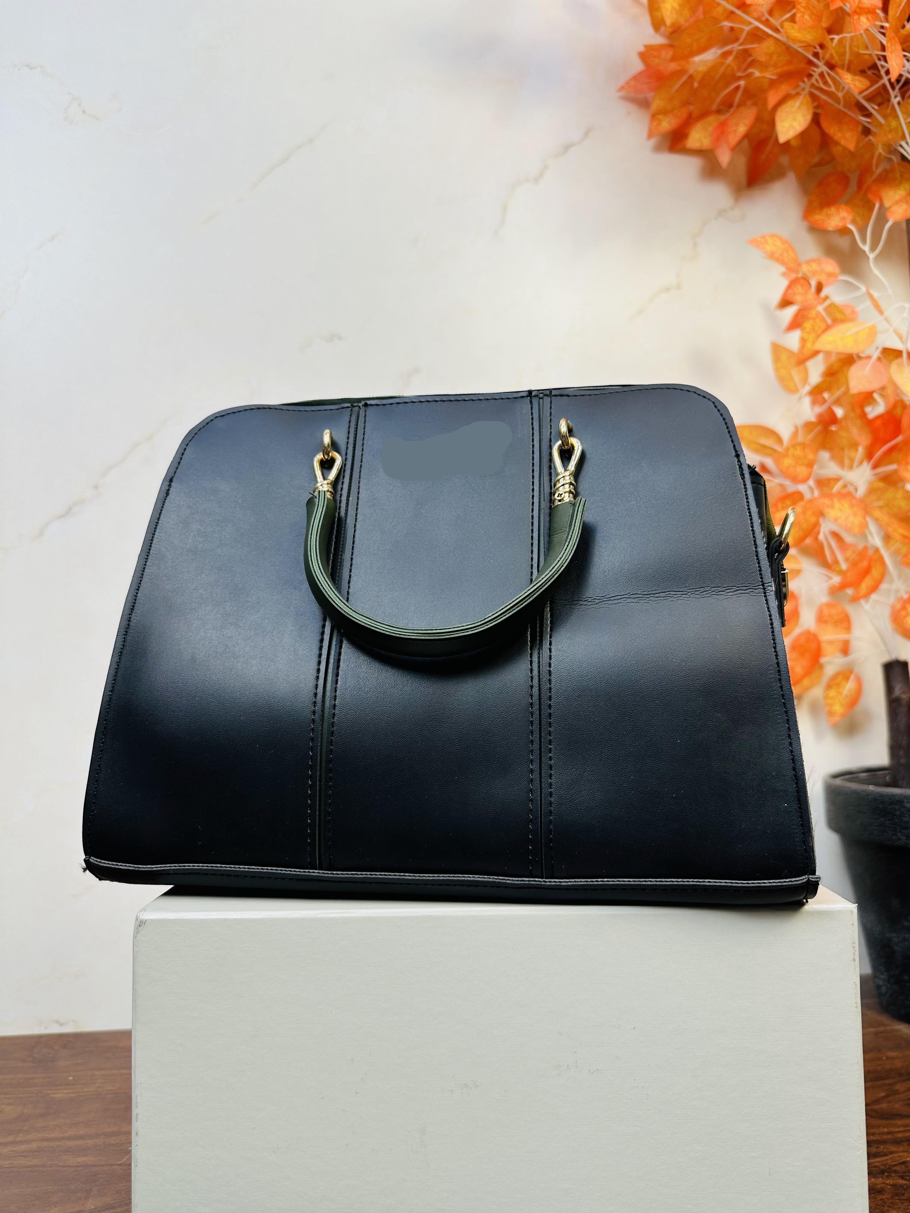 Unique Black Color Handbag For Girls/Women