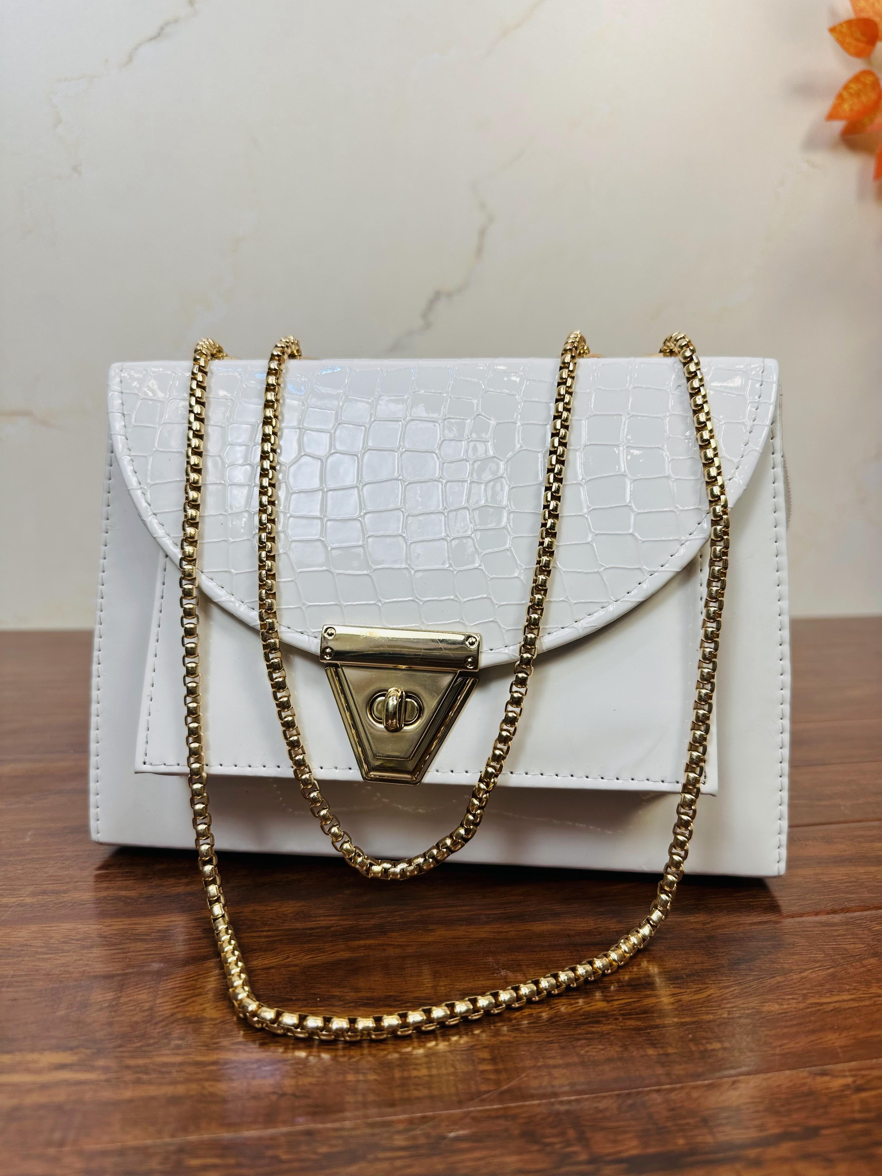 Stylish White Color Handbag For Girls/Women