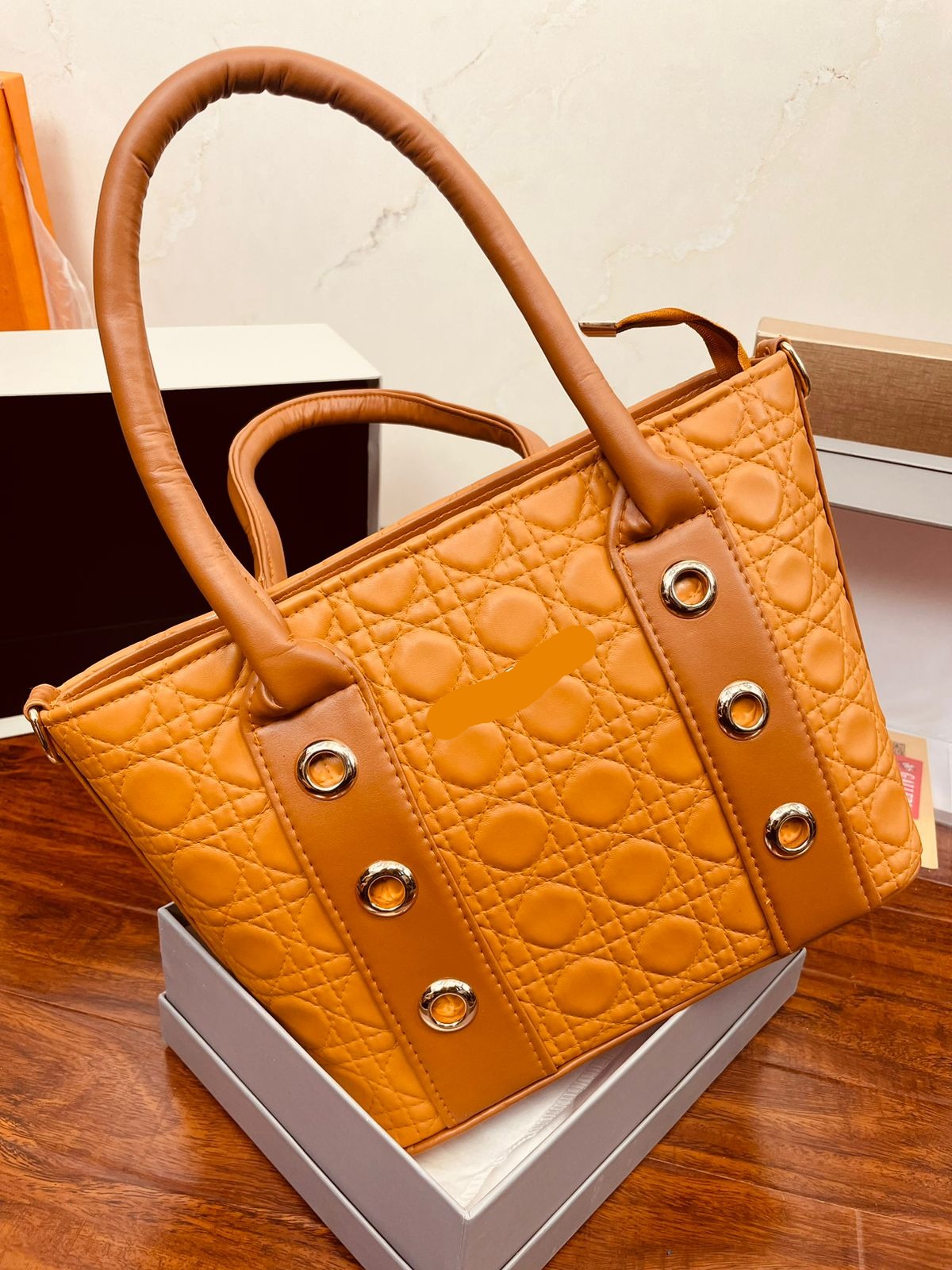 Stylish Brown Handbag For Girls/women