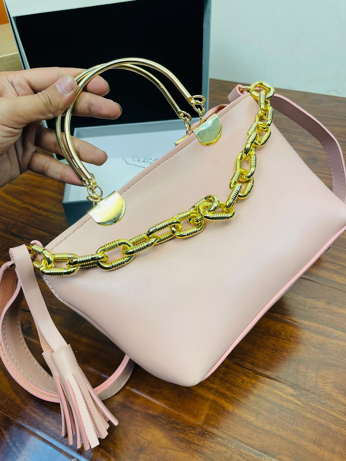 Stylish Baby Pink Handbag For Girls/Women