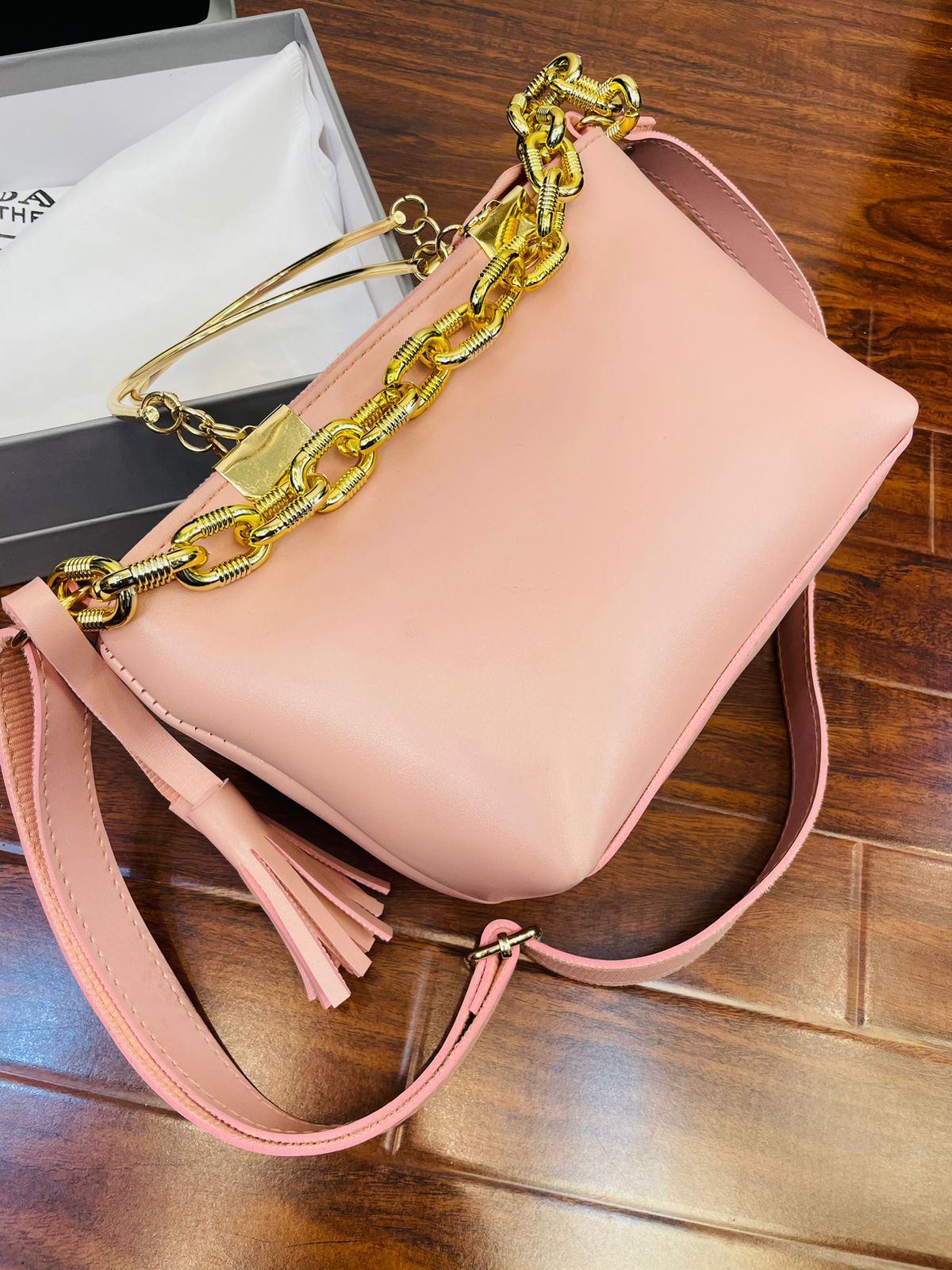 Stylish Baby Pink Handbag For Girls/Women