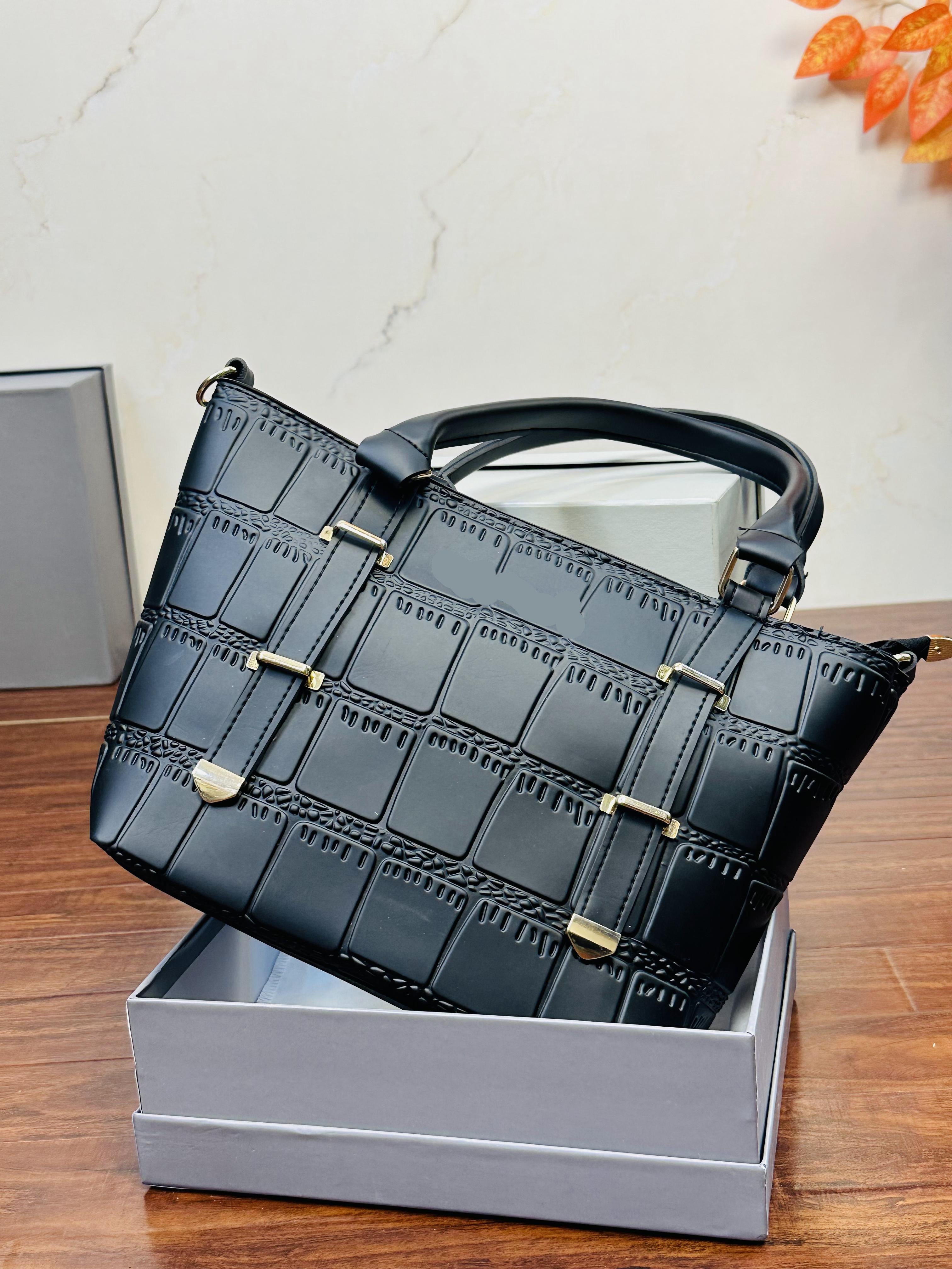 Elegant Black Color Handbag For Girls/Women