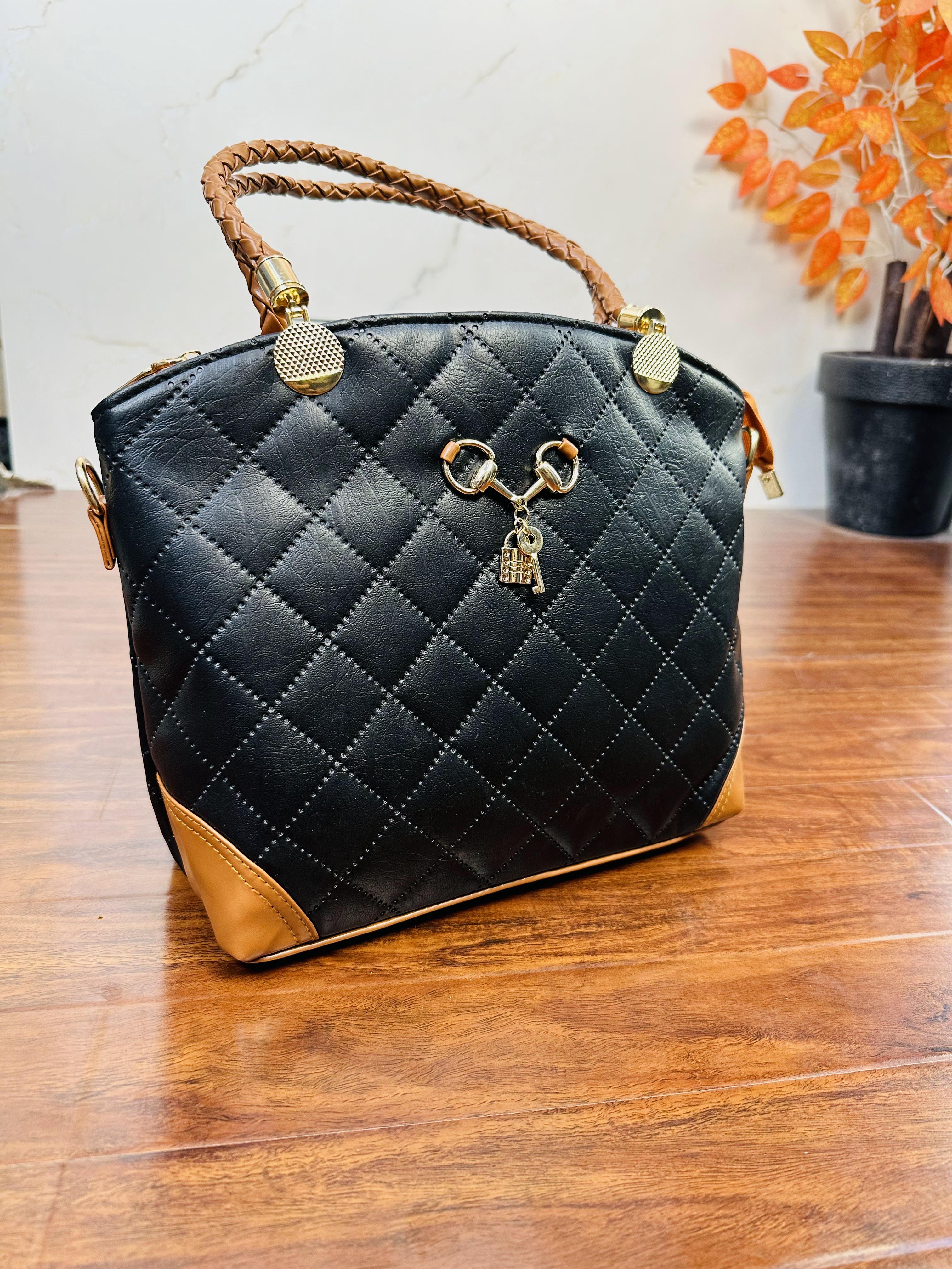 Unique Design Black Color Handbag For Girls/Women