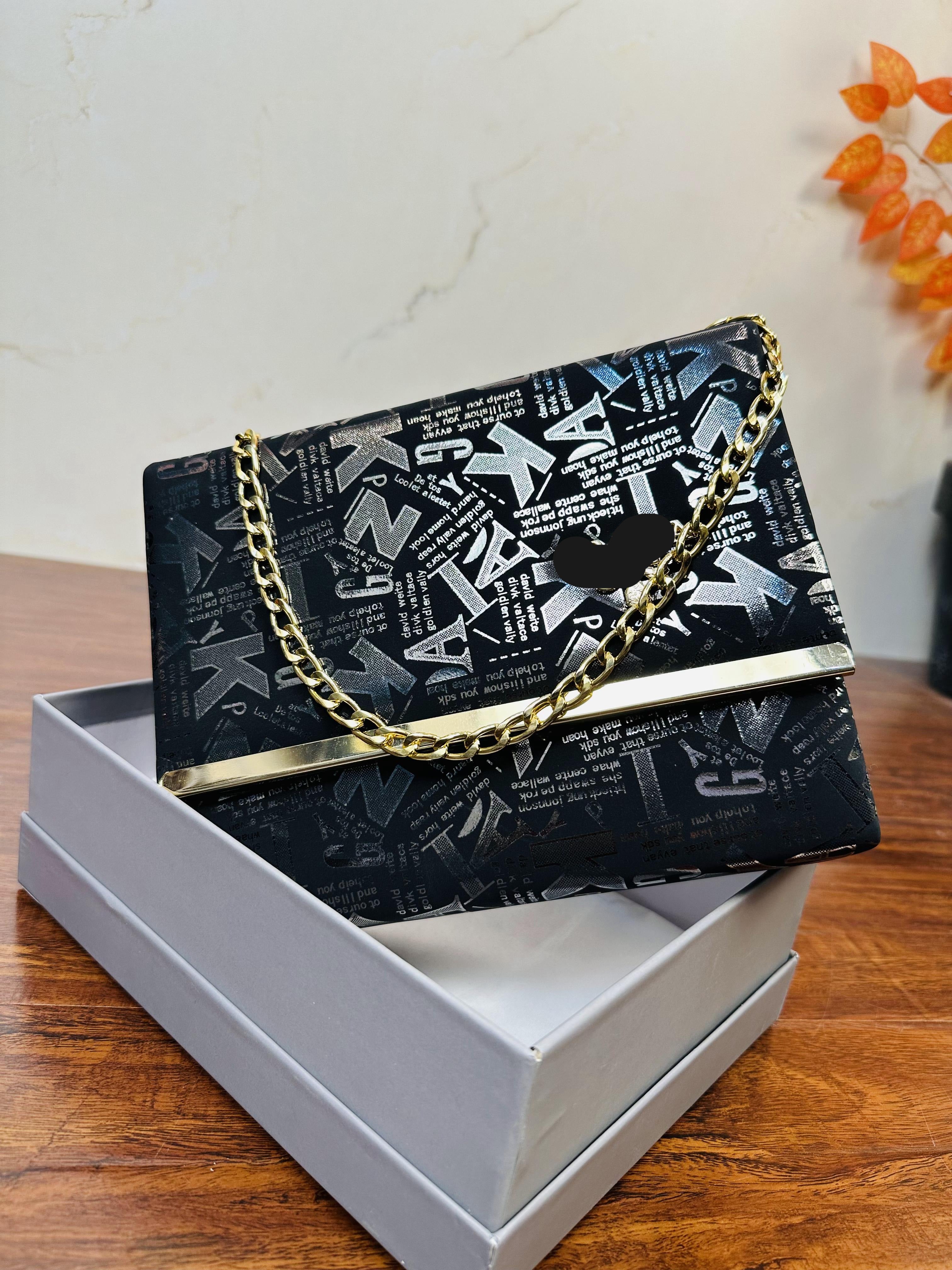 Stylish Black Color Handbag For Girls/Women