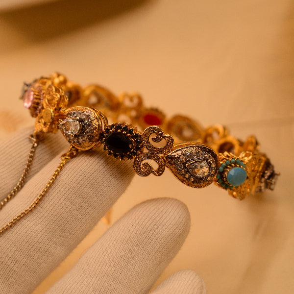 Fancy Unique Design Gold Plated Crystal Stones Bangle for Girls/Women