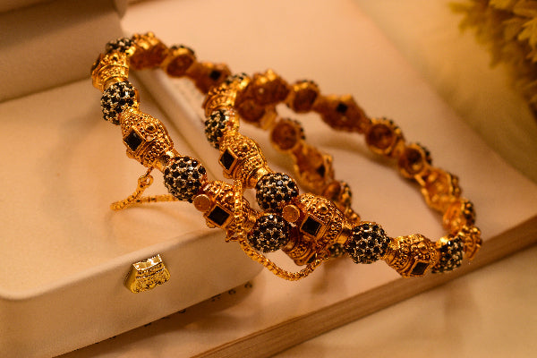 Luxury Unique Design Gold Plated Crystal Stones 2pc Bangle Set for Girls/Women