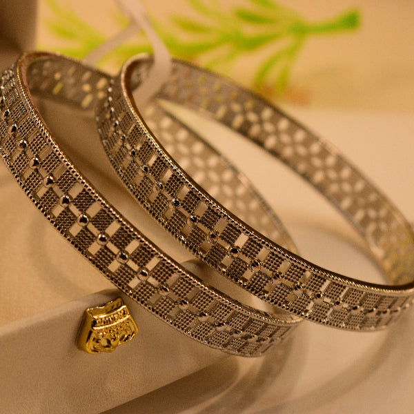 Luxury Unique Design 2pc Bangle Set for Girls/Women
