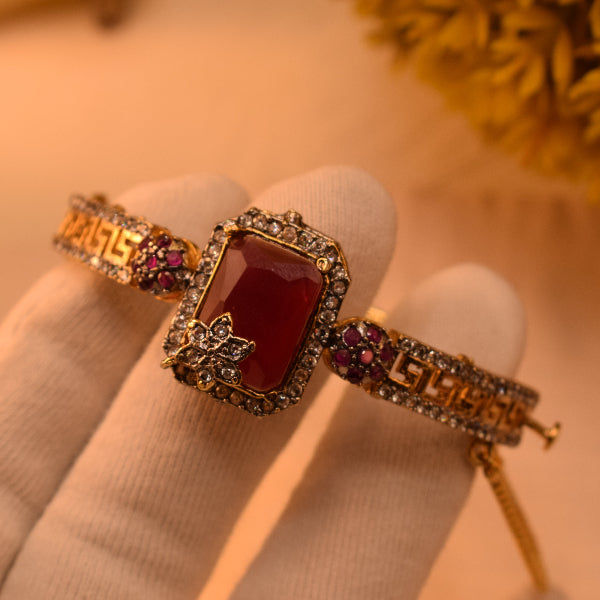 Fancy Unique Design Gold Plated Real Stones Bangle for Girls/Women