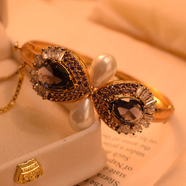 Sparkling Unique Design Gold Plated Crystal Stones Bangle for Girls/Women