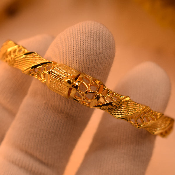 Stylish Unique Design Gold Plated Bangle for Girls/Women