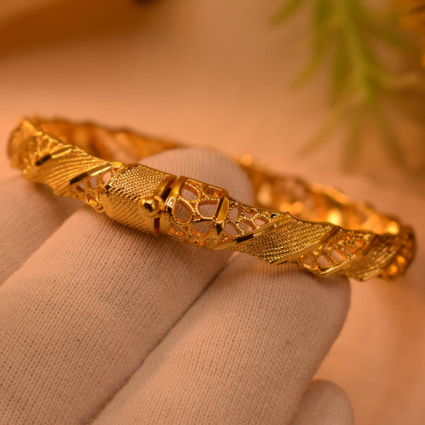 Stylish Unique Design Gold Plated Bangle for Girls/Women