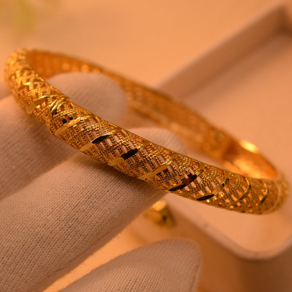 Glamorous Unique Design Gold Plated Bangle for Girls/Women