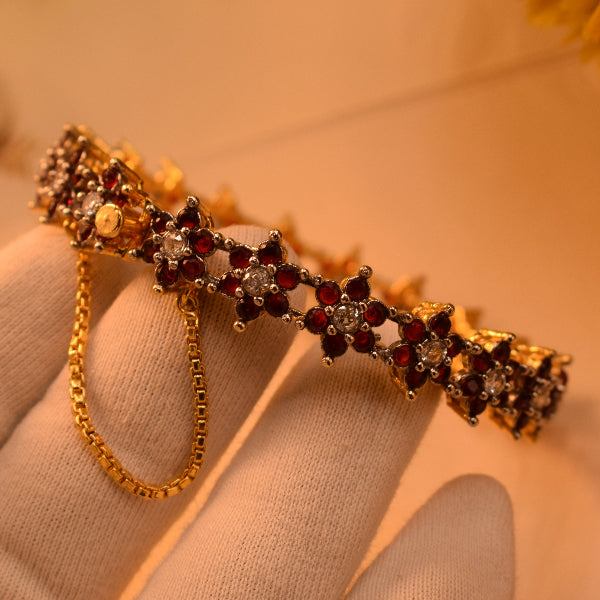 Sparkling Unique Design Gold Plated Crystal Stones Bangle for Girls/Women
