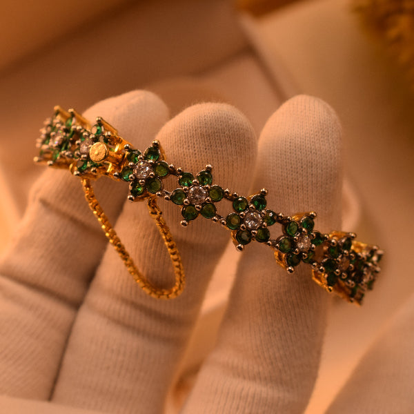 Sparkling Unique Design Gold Plated Crystal Stones Bangle for Girls/Women