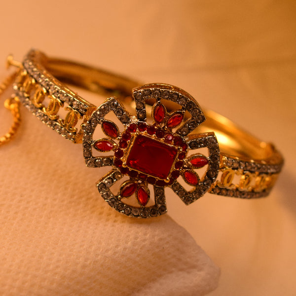 Fancy Design Gold Plated Crystal Stones Bangle for Girls/Women