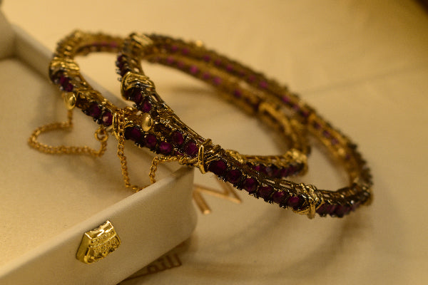 Luxury Design Gold Plated Crystal Stones 2pc Bangle Set for Girls/Women