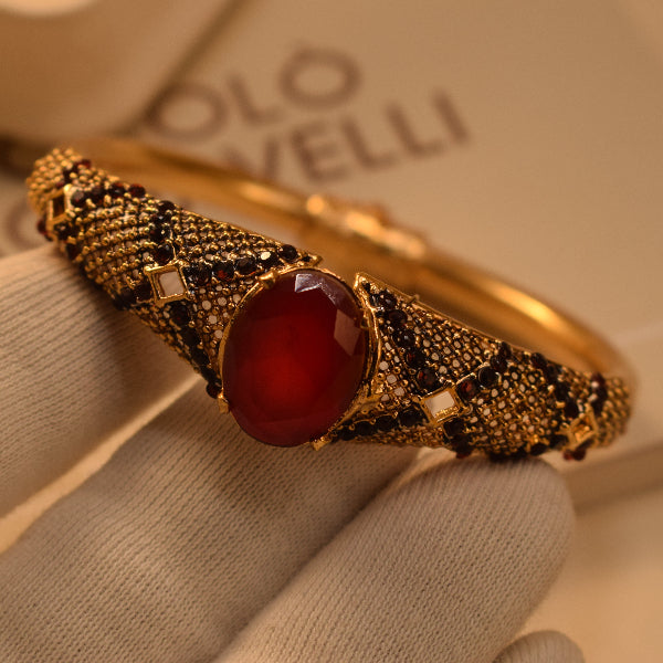 Elegant Design Gold Plated Crystal Stones Bangle for Girls/Women