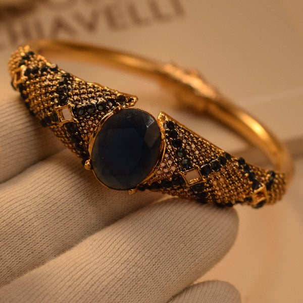 Elegant Design Gold Plated Crystal Stones Bangle for Girls/Women