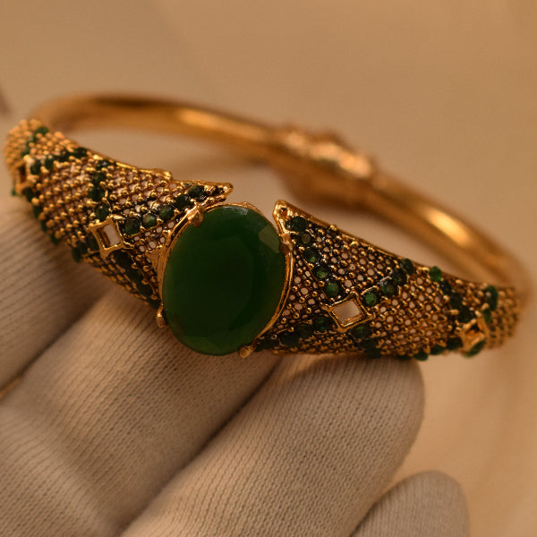 Elegant Design Gold Plated Crystal Stones Bangle for Girls/Women