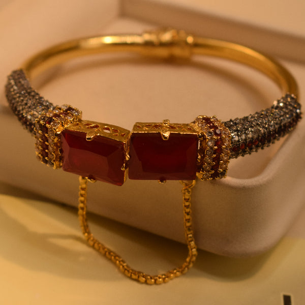 Glamorous Design Gold Plated Crystal Stones Bangle for Girls/Women