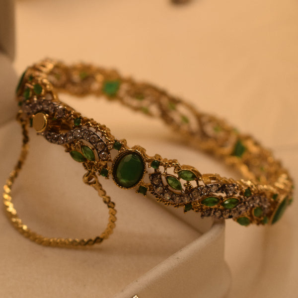 Dazzling Unique Design Gold Plated Crystal Stones Bangle for Girls/Women