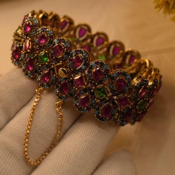 Charming Unique Design Gold Plated Crystal Stones Bracelet for Girls/Women