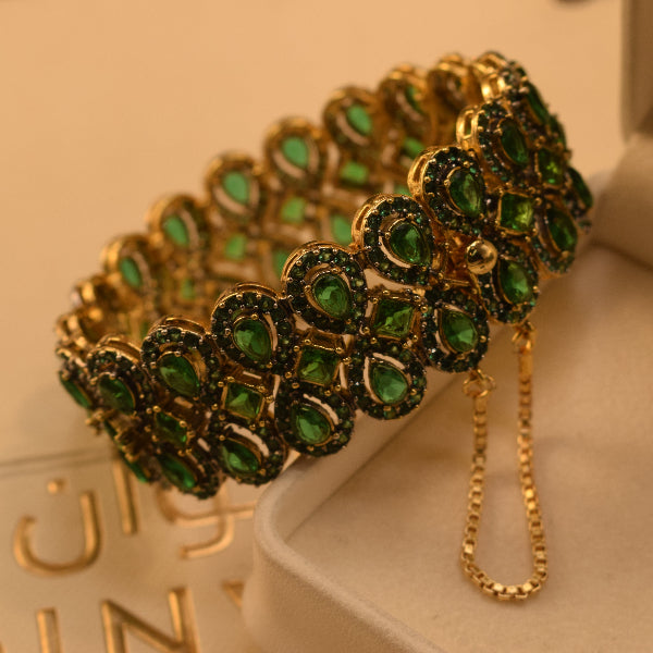 Charming Unique Design Gold Plated Crystal Stones Bracelet for Girls/Women