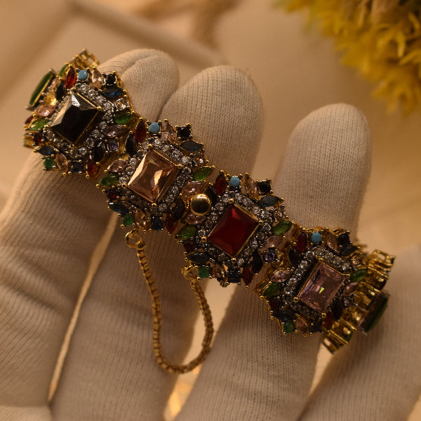Glamorous Design Gold Plated Crystal Stones Bracelet for Girls/Women