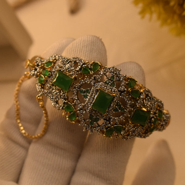 Beautiful Unique Design Gold Plated Crystal Stones Bangle for Girls/Women