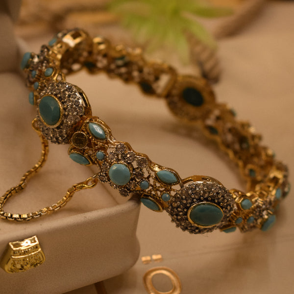 Sparkling Design Gold Plated Crystal Stones Bangle for Girls/Women