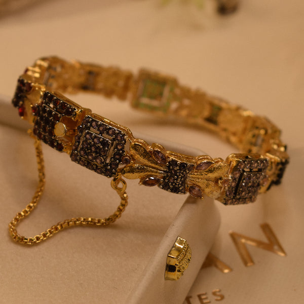 Gorgeous Unique Design Gold Plated Crystal Stones Bangle for Girls/Women