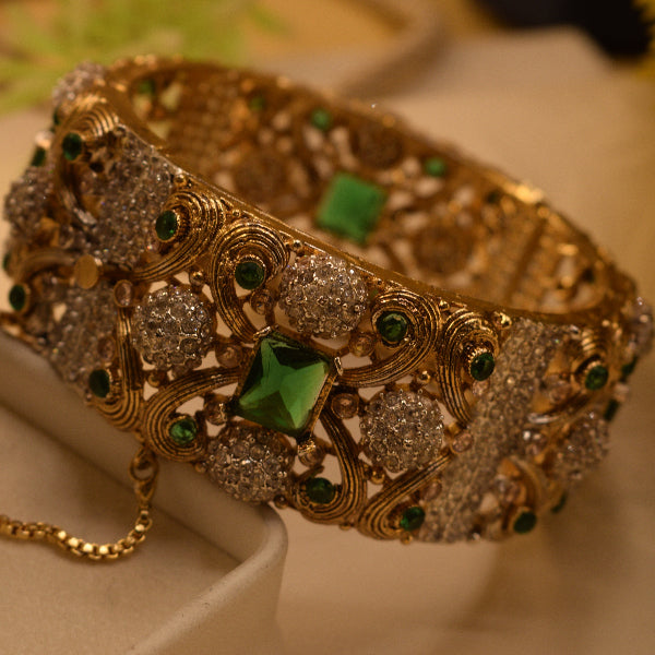 Fancy Unique Design Gold Plated Crystal Stones Bangle for Girls/Women