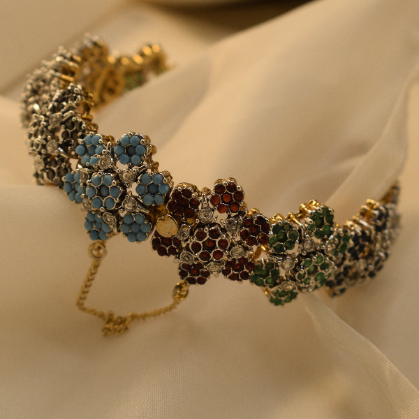 Sparkling Unique Design Gold Plated Crystal Stones Bangle for Girls/Women