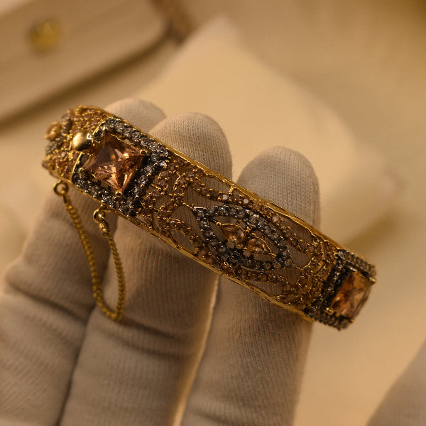 Fancy Unique Design Gold Plated Crystal Stones Bangle for Girls/Women