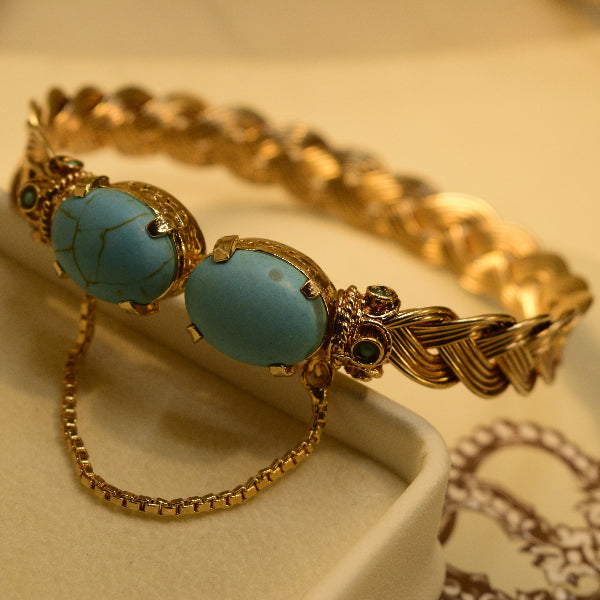 Gorgeous Unique Design Gold Plated Crystal Stones Bangle for Girls/Women