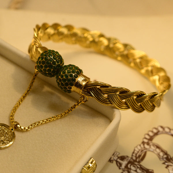Fancy Unique Design Gold Plated Crystal Stones Bangle for Girls/Women