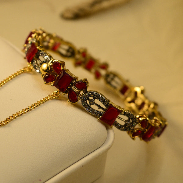 Elegant Design Gold Plated Crystal Stones Bangle for Girls/Women