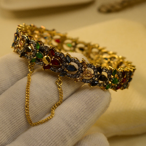 Fancy Unique Design Gold Plated Crystal Stones Bangle for Girls/Women
