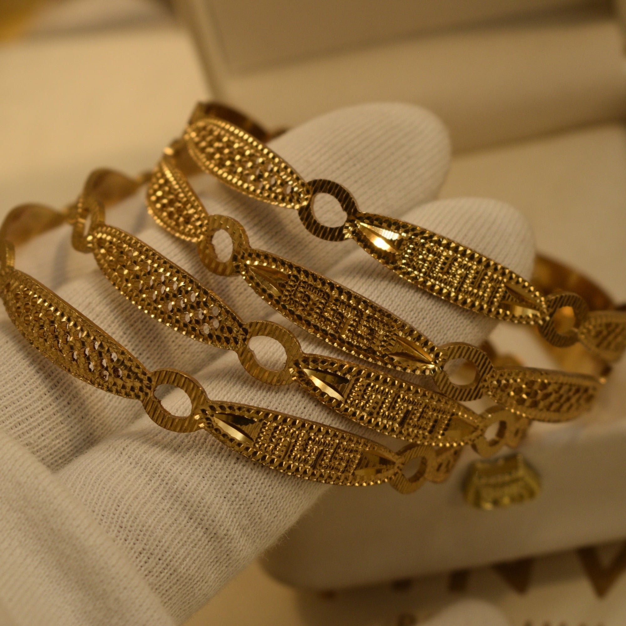 Stylish Unique Design Gold Plated 4pc Bangle Set for Girls/Women