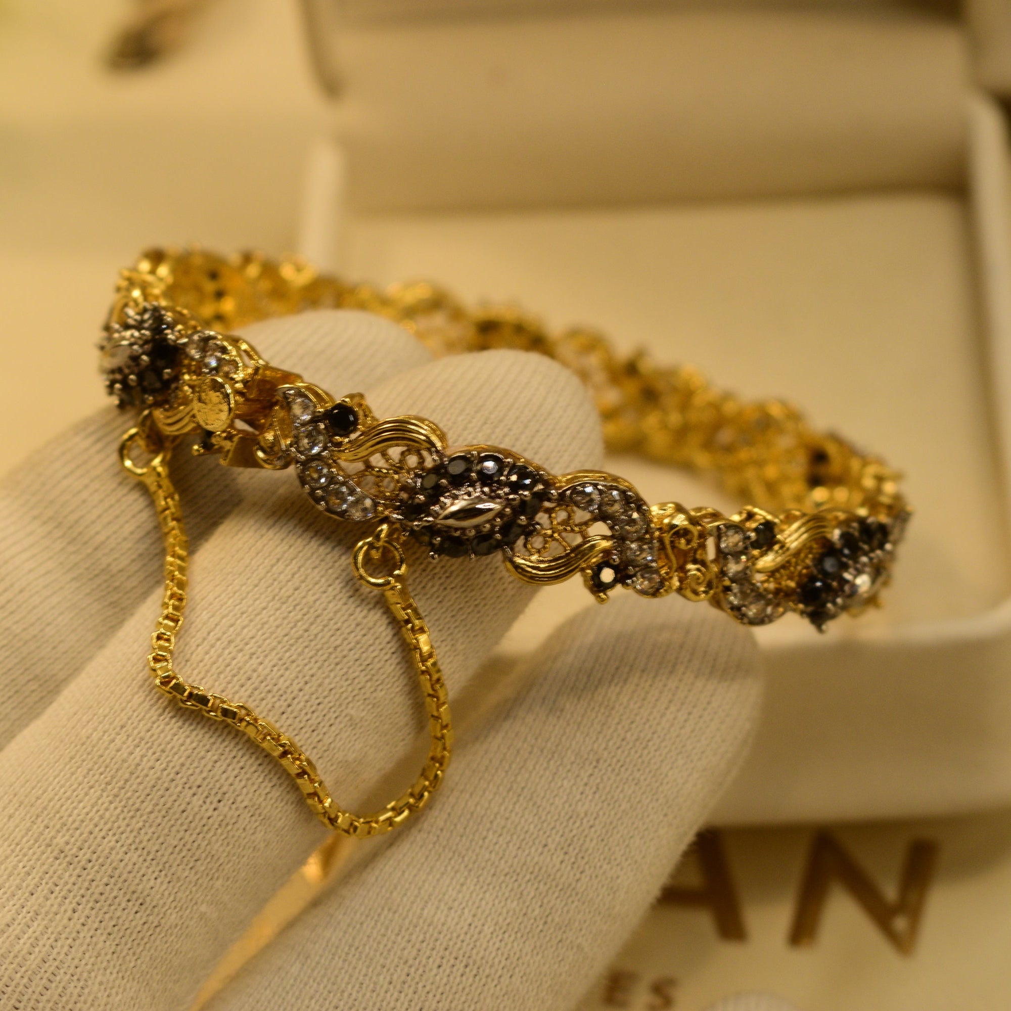Stylish Unique Design Gold Plated Crystal Stones Bangle for Girls/Women