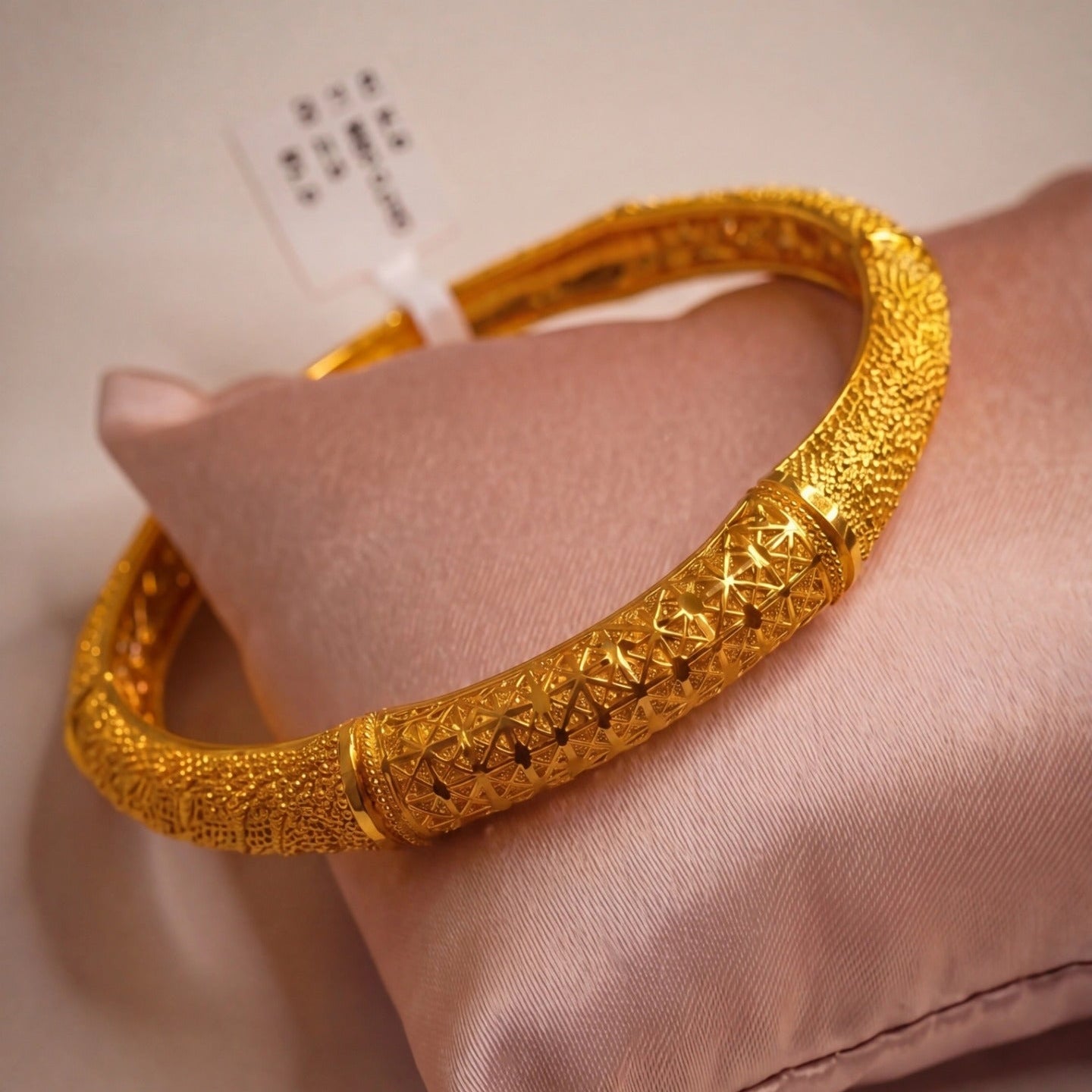 Gorgeous Unique Design 24K Gold Plated Bangle for Girls/Women