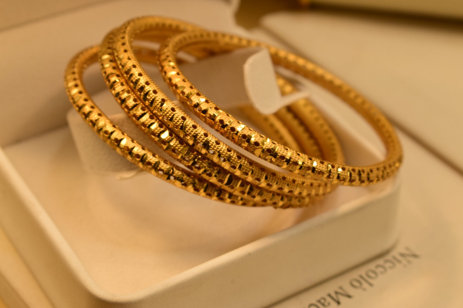 Fancy 18k Gold Design Elegant Four Bangles Set for Girls/Women