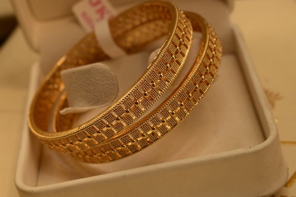 Fancy Golden Elegant Design Bangles for Girls/Women