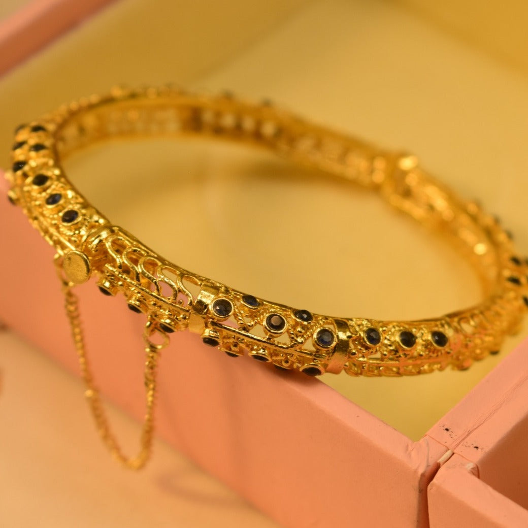 Elegant Design Gold Plated Bangle for Girls/Women