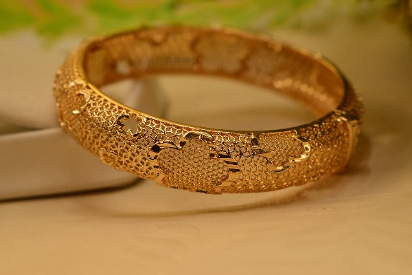 Openable Gold Platted Bangle for Girls/Women