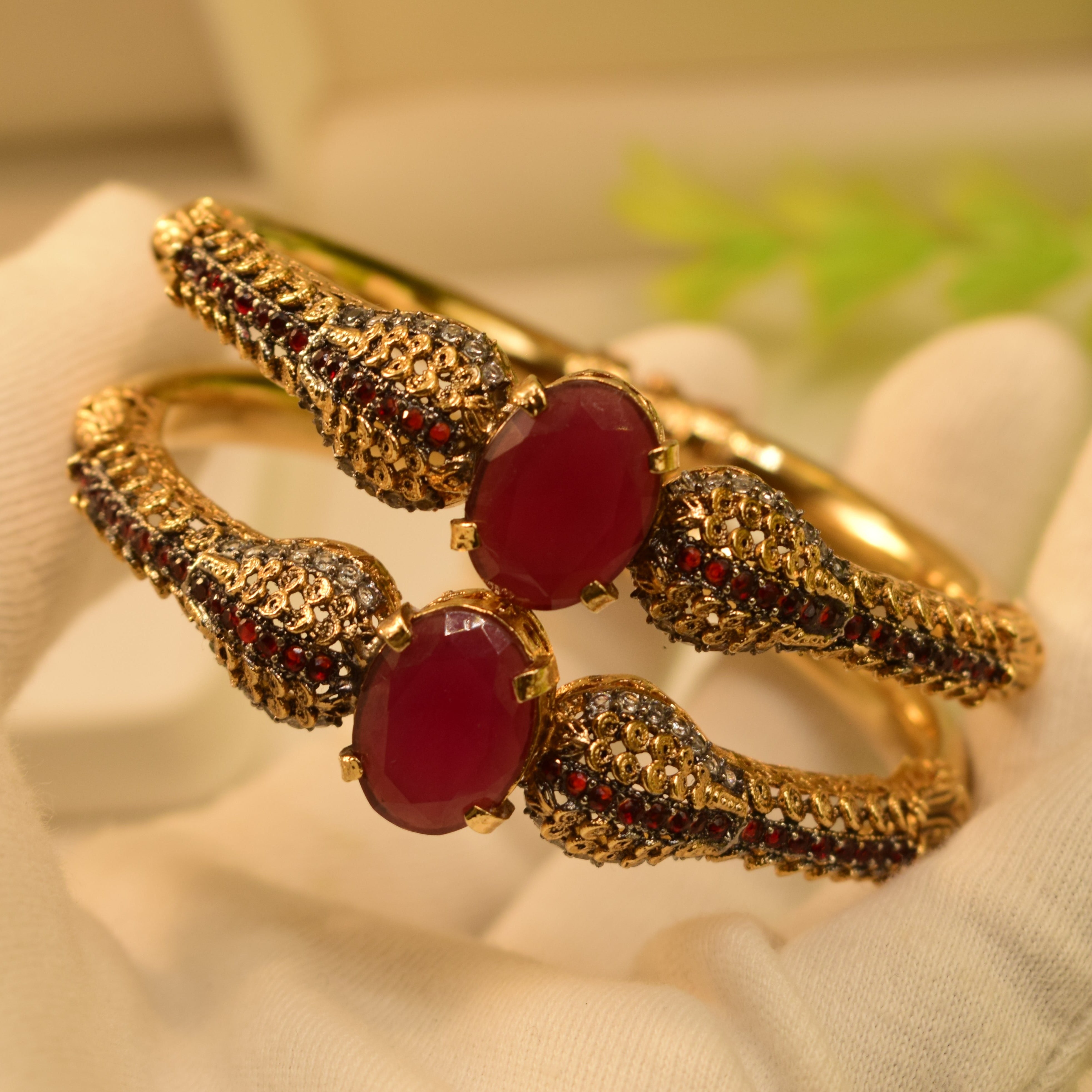 Elegant Design Gold Plated Bangle Pair for Girls/Women