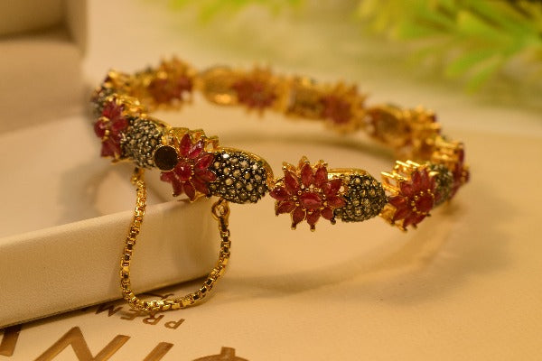 Elegant Design Gold Plated Real Stones Bangle for Girls/Women